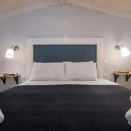 Apartament Elaia & No.7