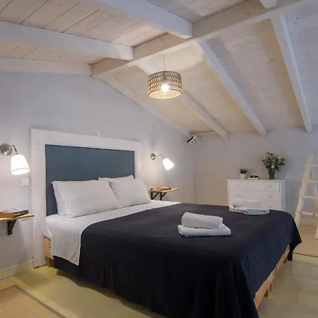 Appartement Elaia & No.7 *